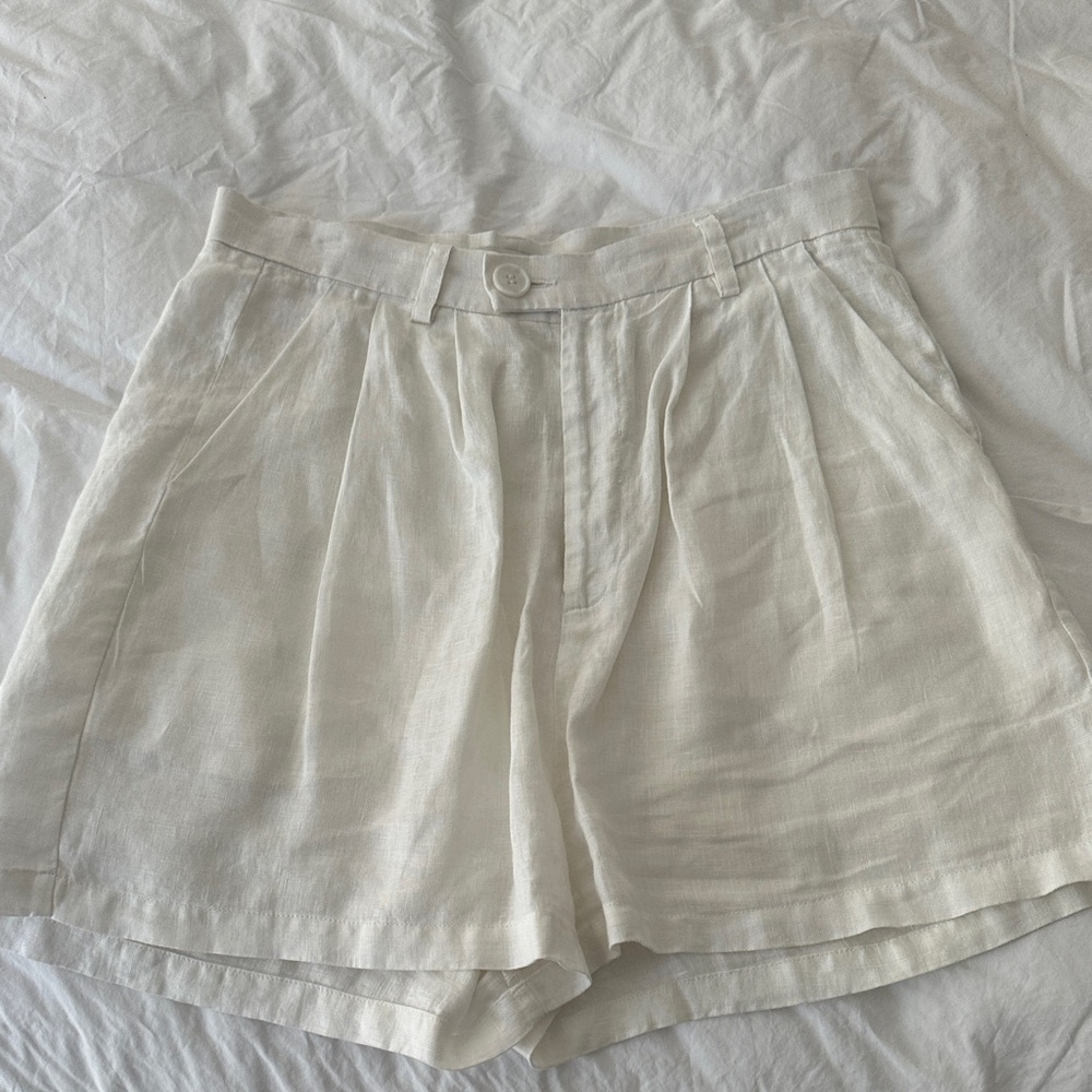 Parentezi white linen shorts
